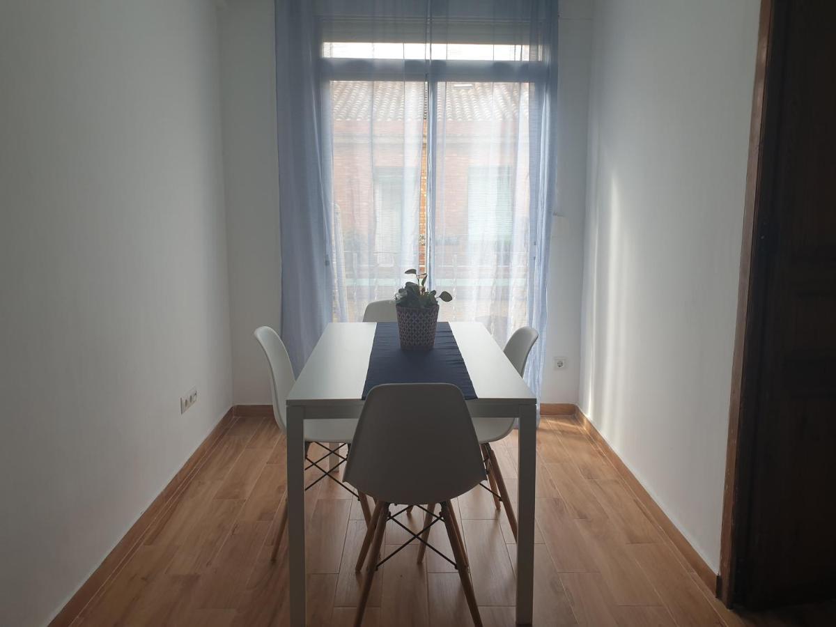 Appartement Sofia'S Flat à Valence Extérieur photo